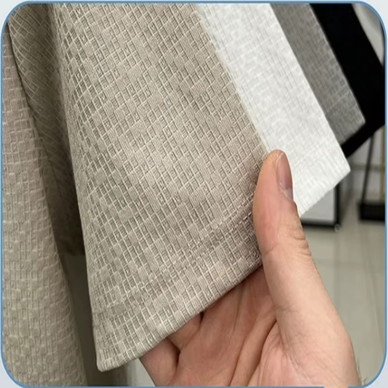 Polo en soie de haute qualité pour hommes