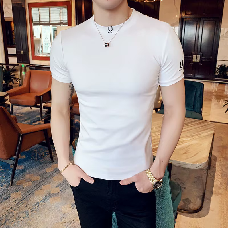 T-shirt noir pour homme