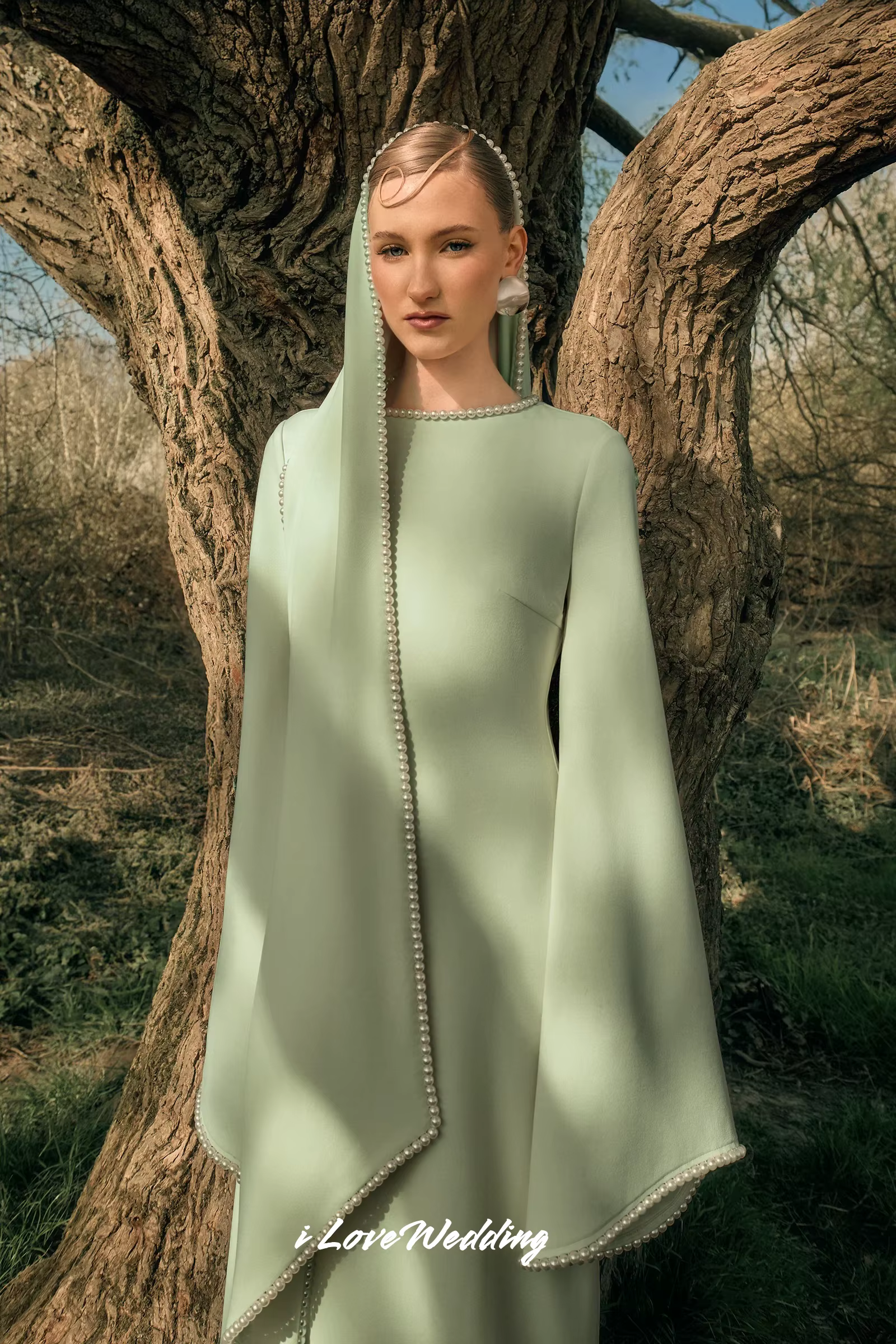 Robe de soirée en Satin vert sauge