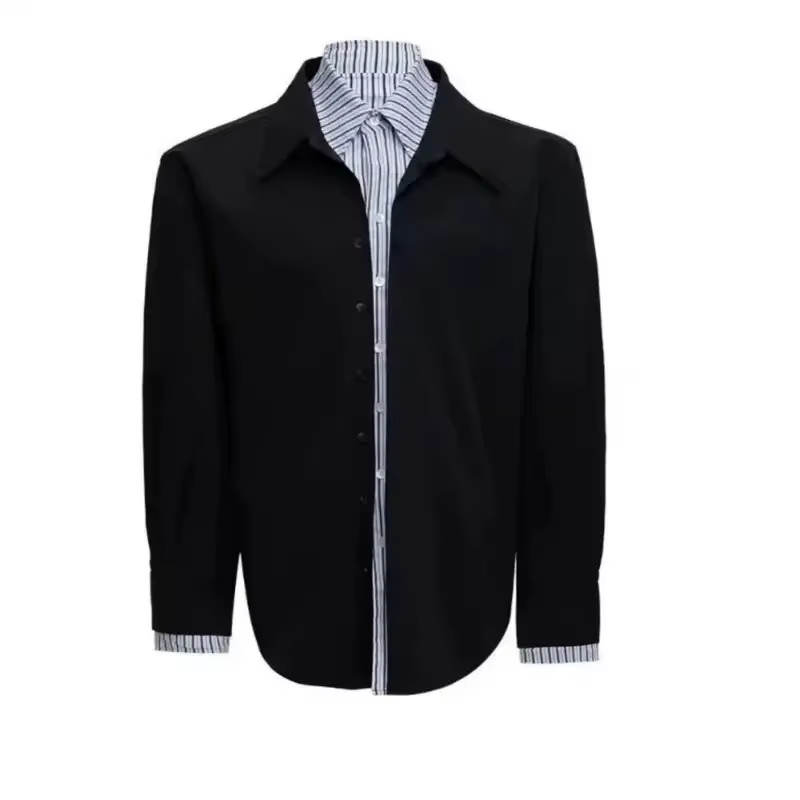 Chemise surdimensionnée pour homme avec col et poignets contrastés à rayures