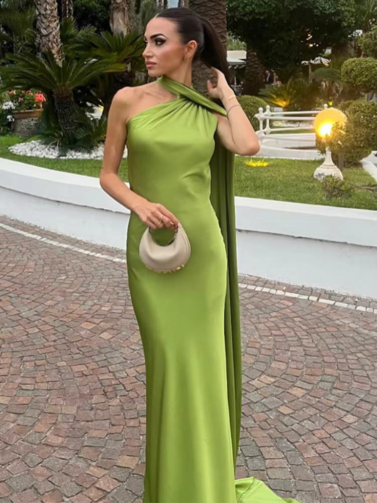 Robe longue à col licou pour femmes