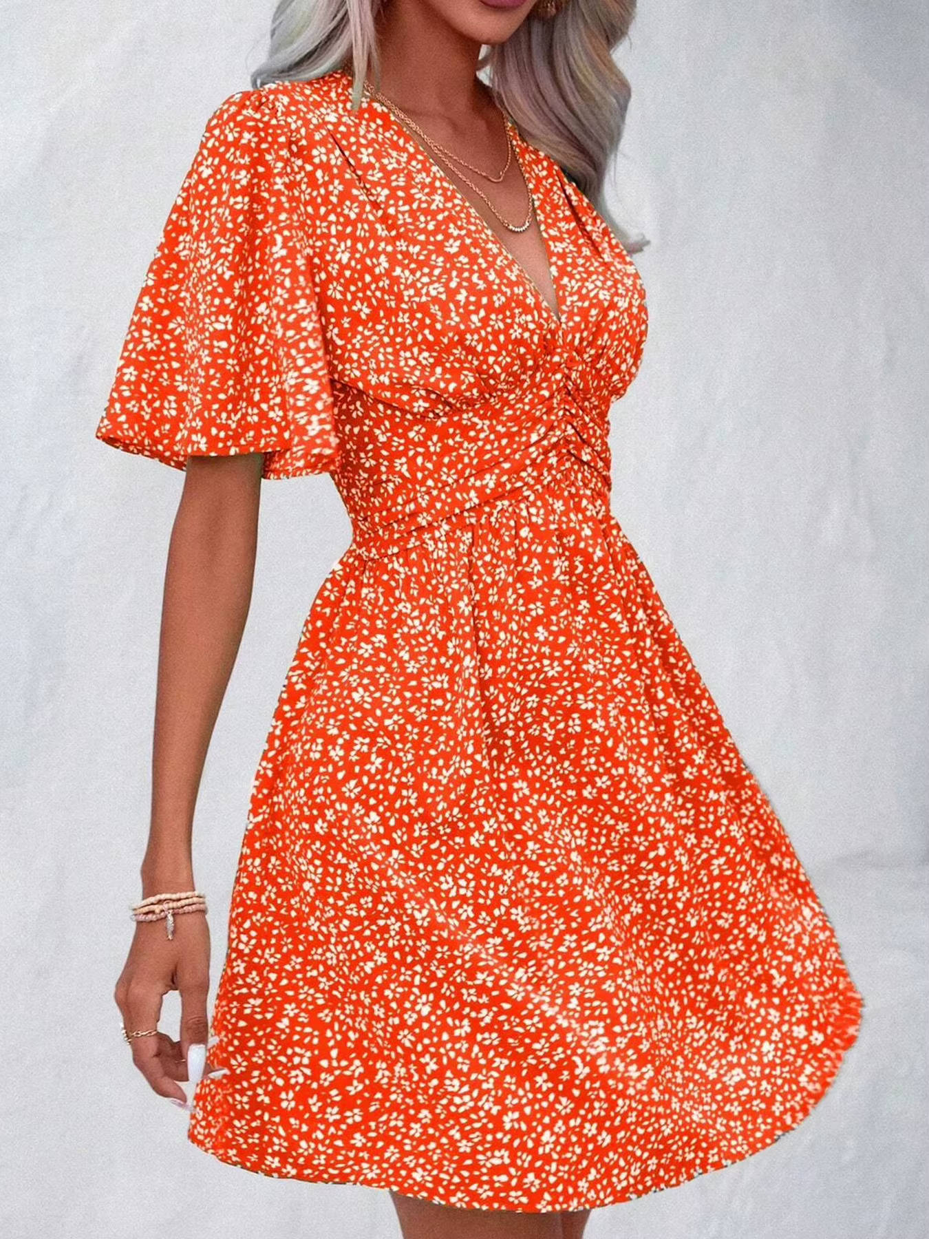 Robe à manches papillon à imprimé floral