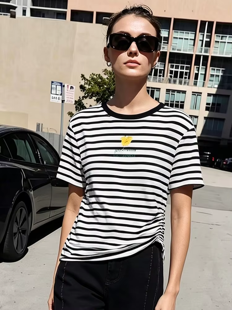 T-shirt Amii pour femme – Nouvelle collection été 2026 – Col rond, manches courtes, polyvalent, décontracté, imprimé à rayures color block – Haut pour femme 12622201