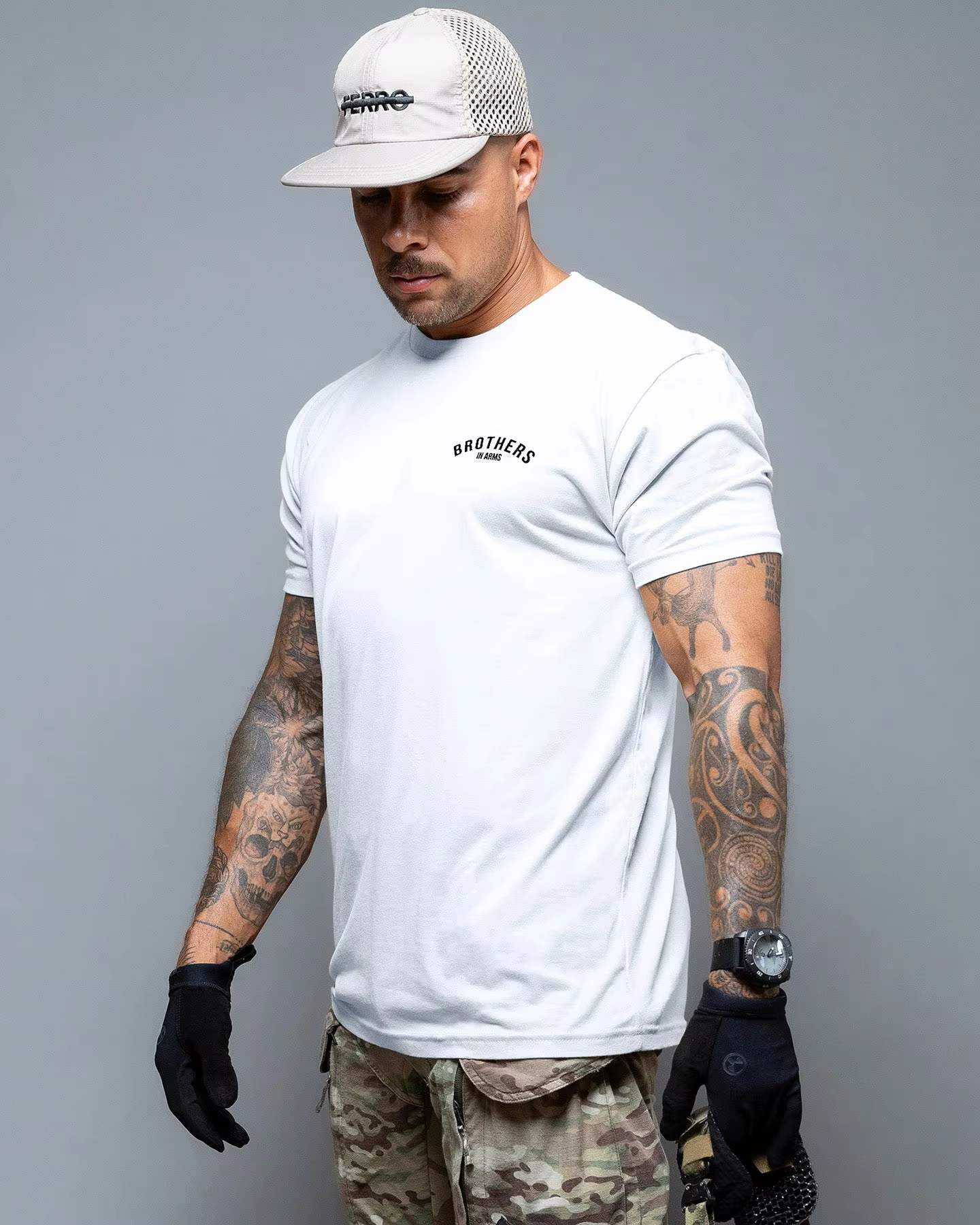 T-shirt imprimé Brothers in Arms pour hommes