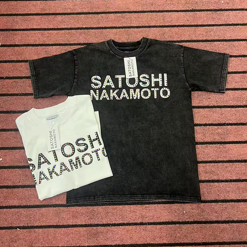 T-shirt noir et blanc avec logo Satoshi Nakamoto pour hommes et femmes