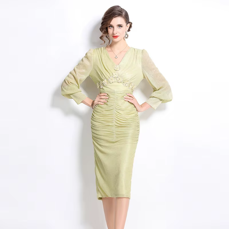 Élégant lanterne manches noir brillant soie plis robes moulantes femmes Sexy col en V Floral perles soirée gaine
