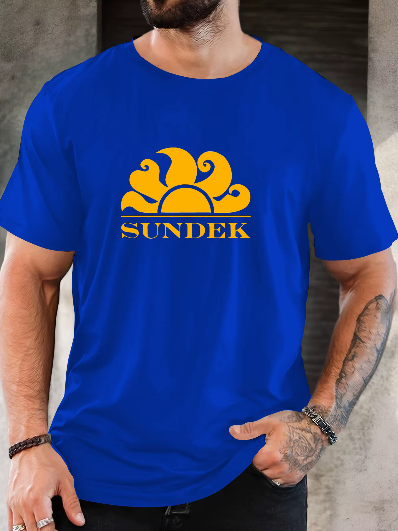 T-Shirt homme 2025 nouveauté rétro Chic Sundek graphique audacieux jaune stylisé soleil Logo décontracté haut élégant usage quotidien