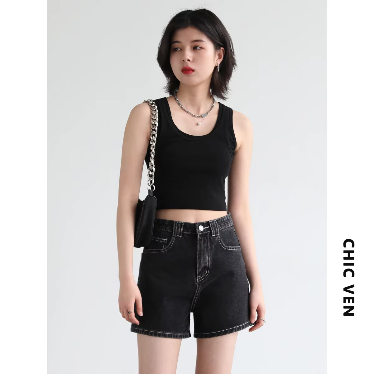 CHIC VEN Débardeur femme Camisole Design Solide Coupe Slim Court Col en U Bretelles Gilet Récolte Hauts Femmes Été Basique Élastique 2025